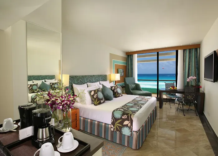 The Pyramid Cancun By Oasis