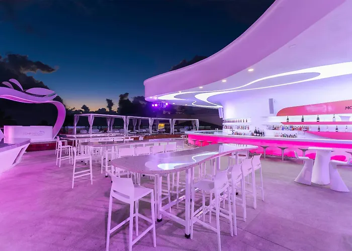 Temptation Cancun Resort (Adults Only)