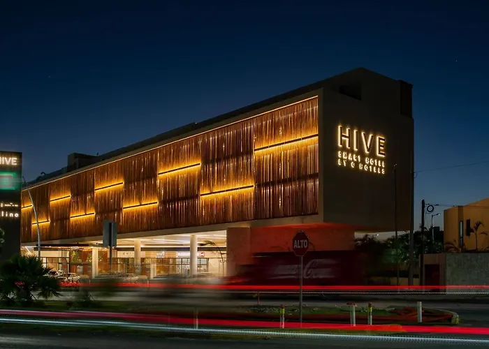 Hive Cancun By G Hotels