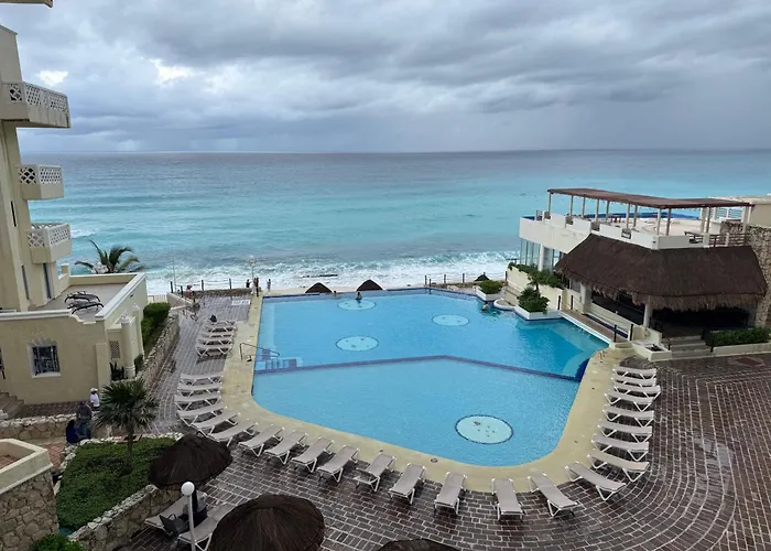 Cancun Plaza Sea View, México